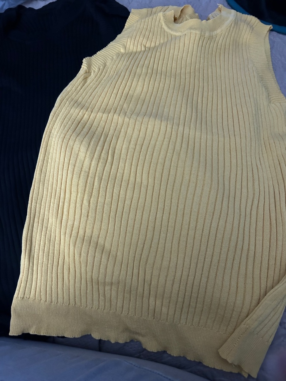 Sleeveless Ribbed Knit Top - Pale Yellow